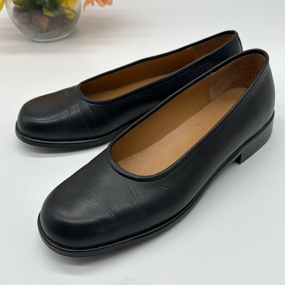 Lands' End Black Leather Rounded Toe Flats